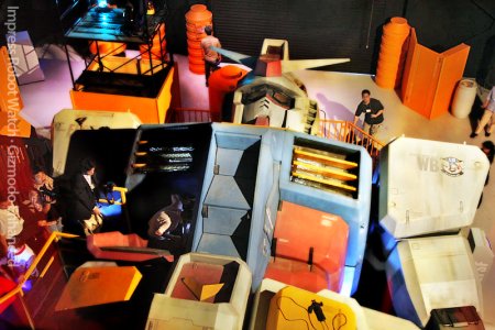 1:1 scale Gundam RX-78-2 picture from Gizmodo